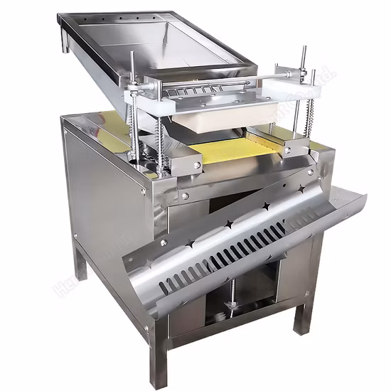 Top Quality Boiled Quail Egg Peeler Egg Peeling Machine