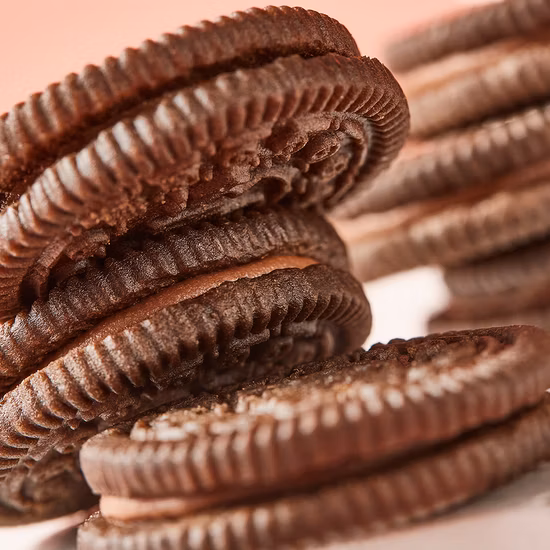 Bulk Weighing Small Snack Sandwich Cookies Chocolate Hazelnut Flavor Sandwich Biscuit